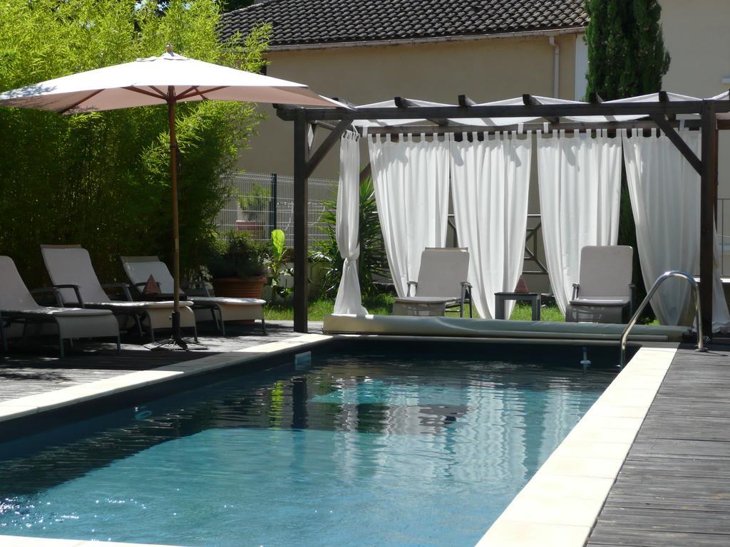 Le Vinois Hotel Caillac Buitenkant foto