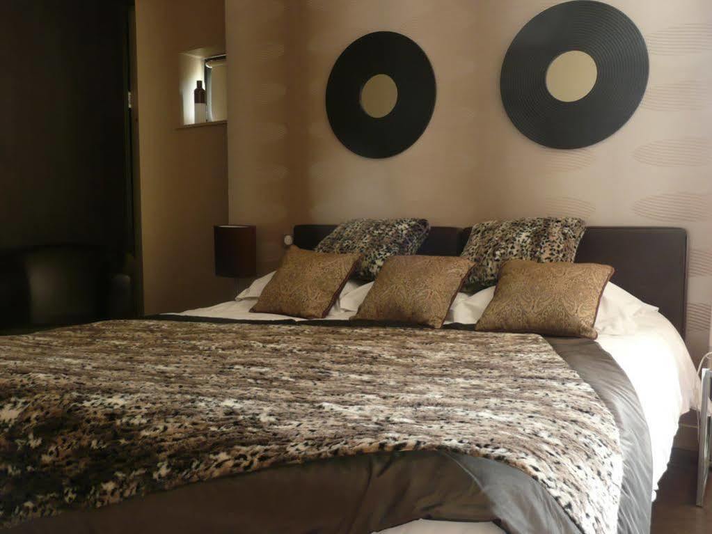 Le Vinois Hotel Caillac Buitenkant foto